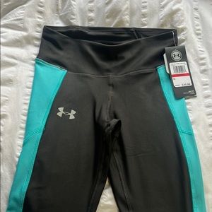 Under Armor compression leggings size XS